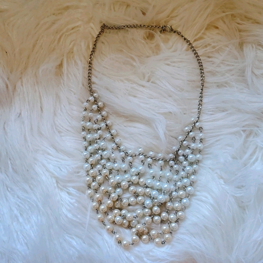 Faux pearl bib necklace